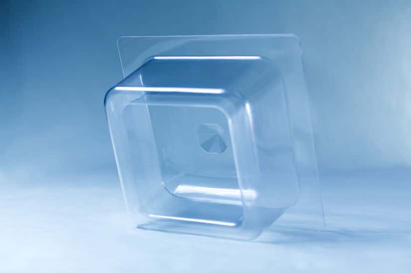 A clear plastic clamshell packaging displays the Mycelium Mould Growth Form - Plant Pot Heavy Duty (Reusable) against a light blue background.