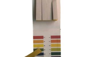 The pH Test Strips Pasteurisation Indicator kit includes test strips and a colour chart from pH 1 to 14, perfect for fast, accurate pH readings.