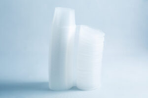Stacks of clear, disposable Agar Containers—an alternative to Petri dishes—arranged on a light, plain background. Each holds 100ml; set includes 50 containers.