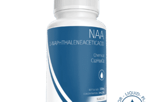 White bottle labelled Plant Cell Naphthaleneacetic Acid (NAA) Solution 100ml 1mg/1ml with blue accents and a growth regulator symbol.